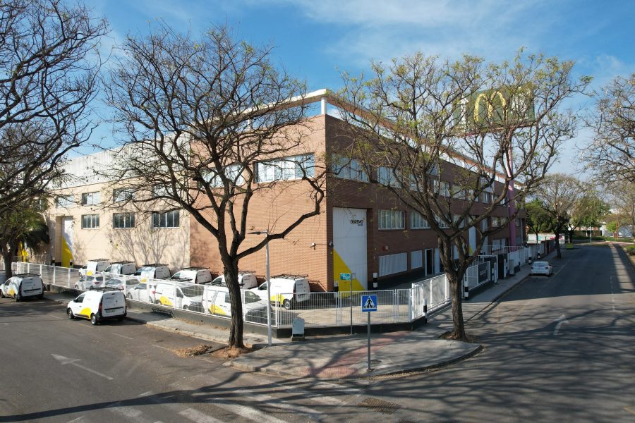 conjunto-naves-oficinas-09